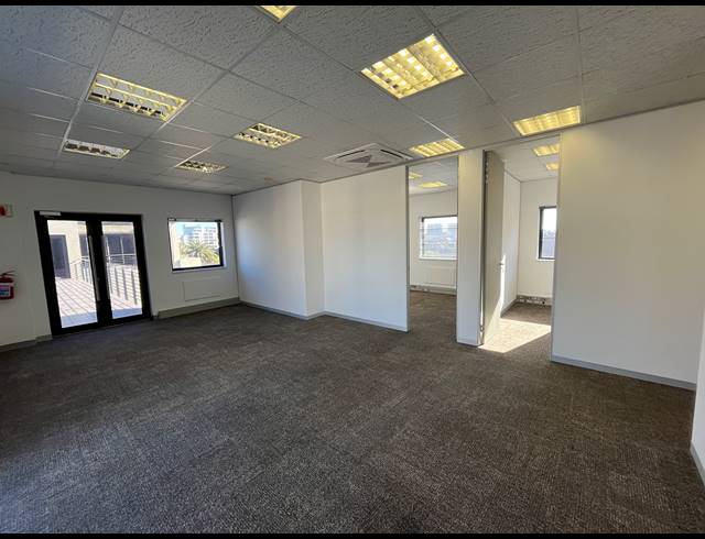 222M² OFFICE TO LET IN CENTURY CITY